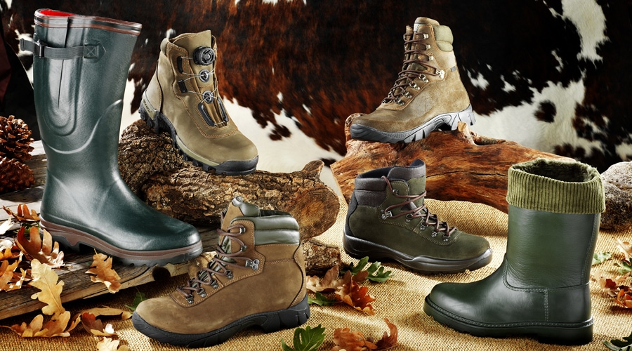 a variety of insulated vs uninsulated hunting boots